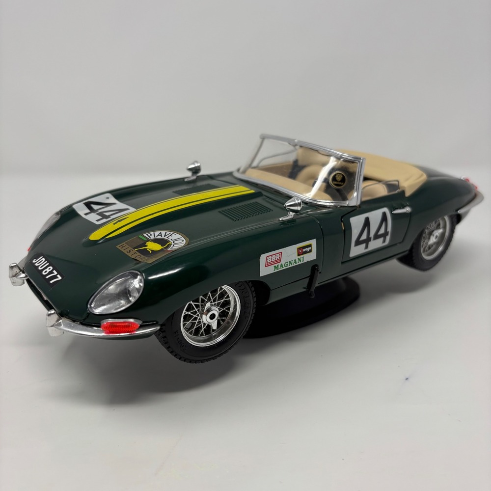 1961 Jaguar E-Type Piave Jolly Historic Racing #44 1:18 Bburago Green No Box